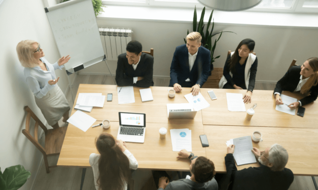 Upravljanje Projektima: Temelj za buduće projektne menadžere