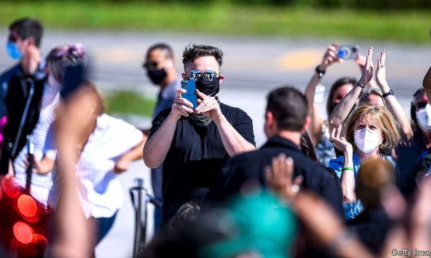 Sa ili bez Elona Maska, Tviter je zakasnio