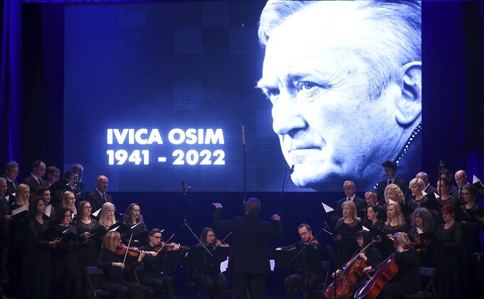 Šturm se poklonio „Štrausu sa Grbavice“, Ivica Osim dobija ulicu u Gracu.