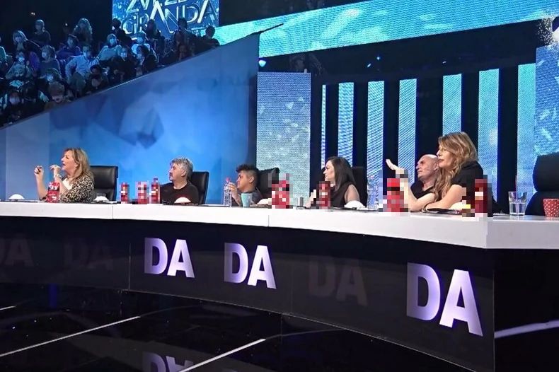 IPAK ĆE BITI NOVE SEZONE ”ZVEZDE GRANDA”, evo koje odluke je donela produkcija: ” U igri “Pink” i “Prva” televizija”