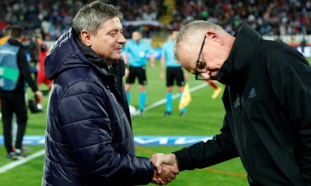 Raspoloženi Piksi posle pokera protiv Švedske