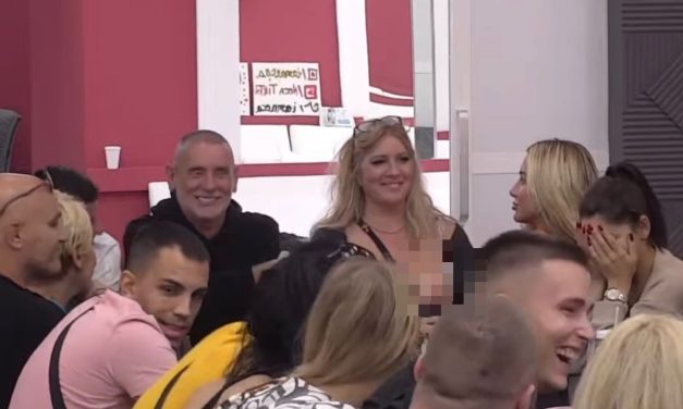 BRUKA I SRAMOTA! Jelena Golubović USRED UŽIVO PROGRAMA pokazala gole grudi: Zadrugari se hvatali za glavu, gledaoci zgroženi