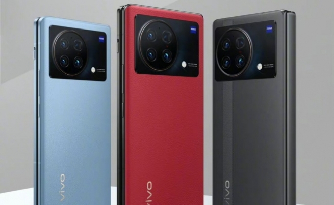 Kompanija vivo zvanično predstavila X Fold+ sa savitljivim ekranom