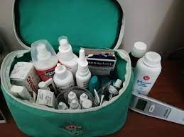 ŠTA OD LEKOVA PONETI NA MORE SA DETETOM Ovo je detaljni spisak svih 14 preparata za vašu putnu apoteku