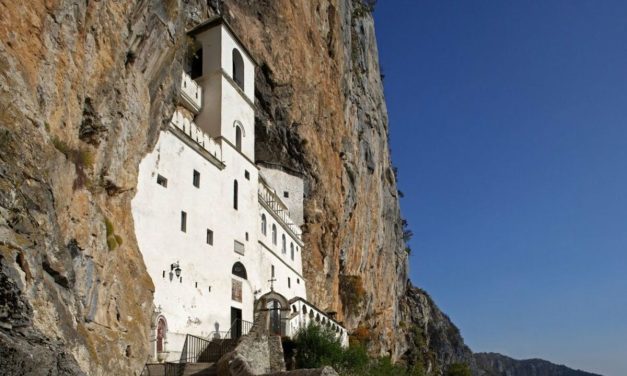 POUKE OSTROŠKOG IGUMANA: Mudri citati za motivaciju koje bi svaki Srbin trebalo da pročita