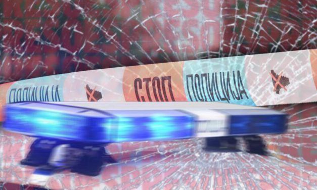 STRAŠNA PORODIČNA DRAMA NA VOŽDOVCU: Sin posekao oca, on ga izbo nožem 4 puta
