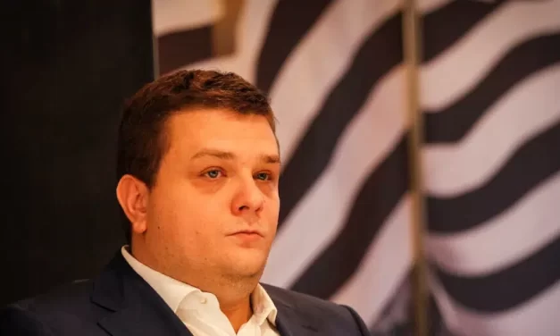 Miloš Vazura: Sudski veštak utvrdio da je Ostoja Mijailović koristio lažni pečat prilikom registracije u APR