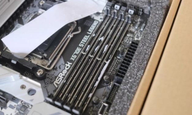 Asrock će vam zameniti matičnu ploču ako vam se nalepnica zaglavi u DIMM slotu