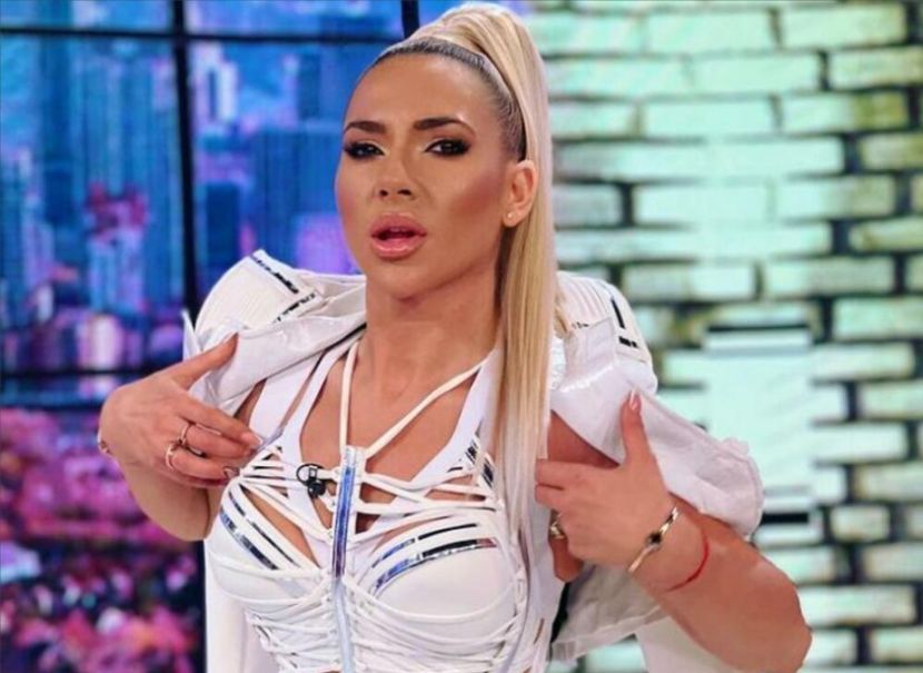 JOVANA JEREMIĆ PROMENILA BOJU OČIJU: Voditeljka stavila sočiva i tako vodila jutarnji program – SVI ZANEMELI! (FOTO)