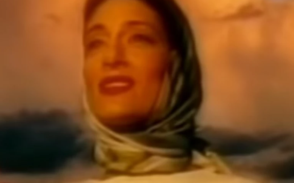 NJENO PRAVO IME MALO KO ZNA! „On je autoritet u mom životu!“ –  Ovako DANAS izgleda jugoslovenska diva Doris Dragović (FOTO)