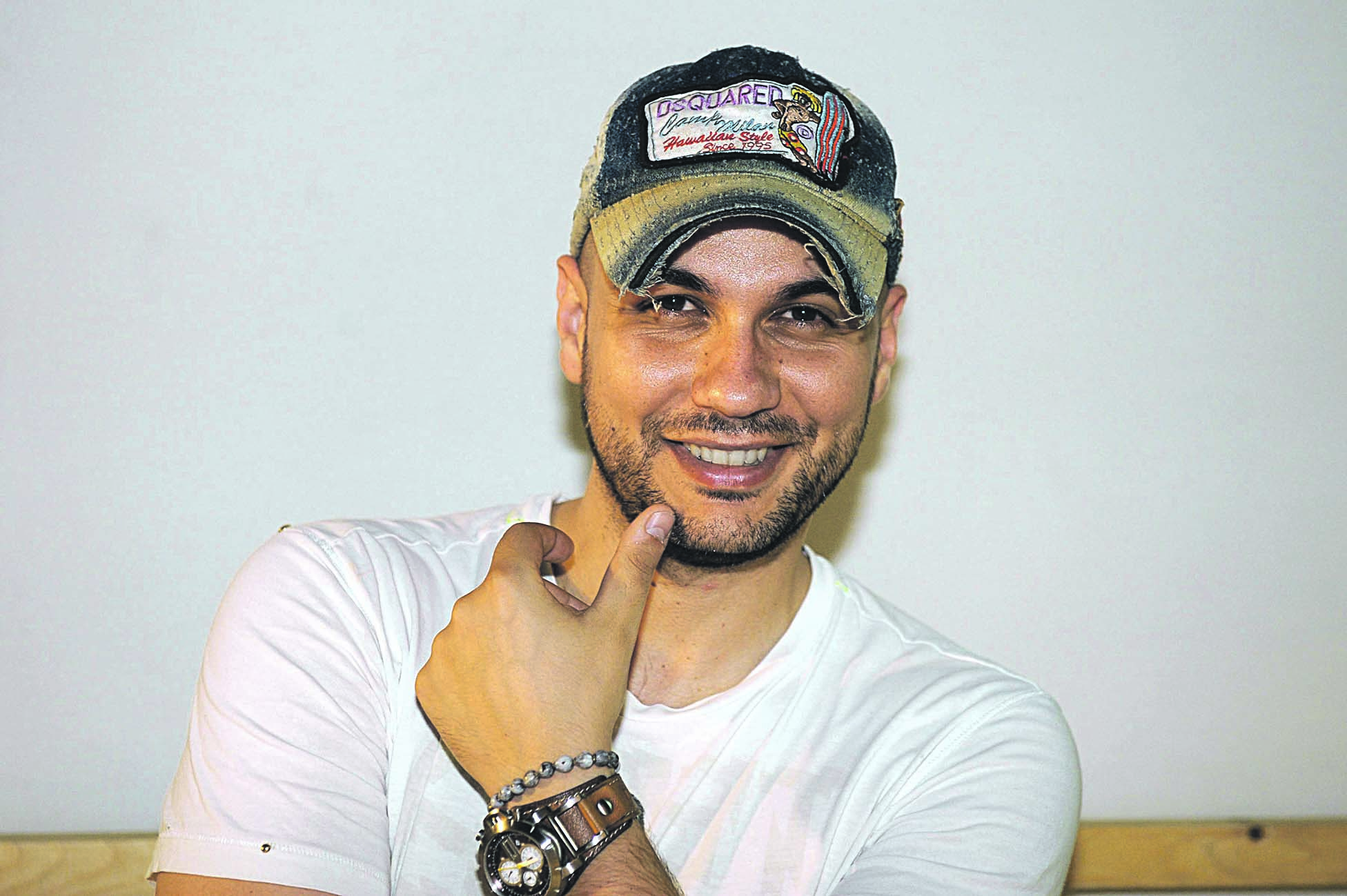 ROĐEN BRAT BOJANA MAROVIĆA JE LEPOTAN! Izabran je da predstavlja Crnu Goru na svetskom takmičenju MODELA