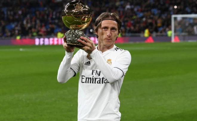 Modrić jasan: „Dajte Zlatnu loptu Karimu“
