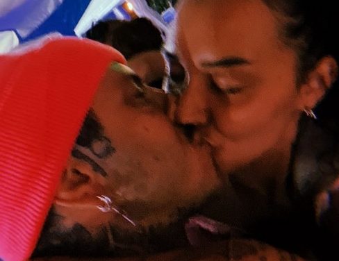 PAULA HUBLIN I KONTROVERZNI ZADRUGAR OBELODANILI VEZU! PALI I STRASNI POLJUPCI (FOTO)