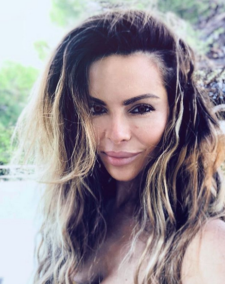 NAJDRAGOCENIJI DRAGULJ KOJI ĆETE IMATI OKO VRATA! Nikolina Pišek pokazala najvredniju stvar u životu, pokrenula LAVINU komentara!