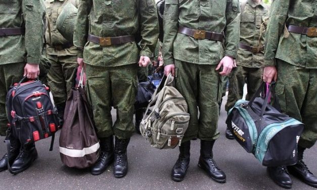 Kršenje sankcija UN: Severna Koreja proizvodi zimske uniforme za ruske vojnike u Ukrajini