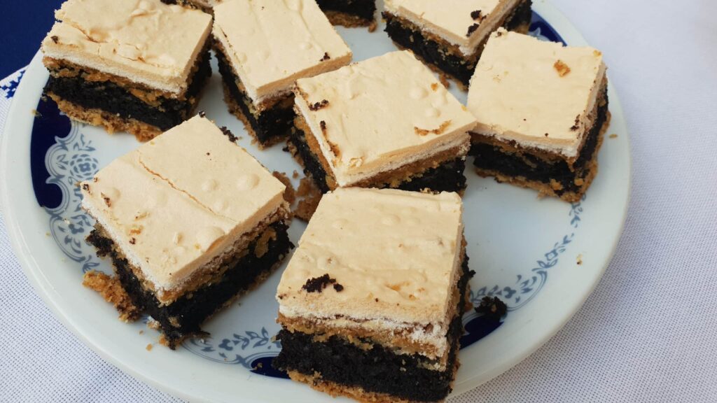 Kolač sa makom i šamom (recept)