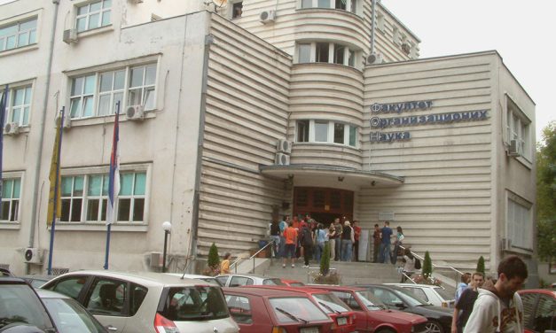 Drugo mesto za studente FON-a na svetskom takmičenju u rešavanju studije slučaja