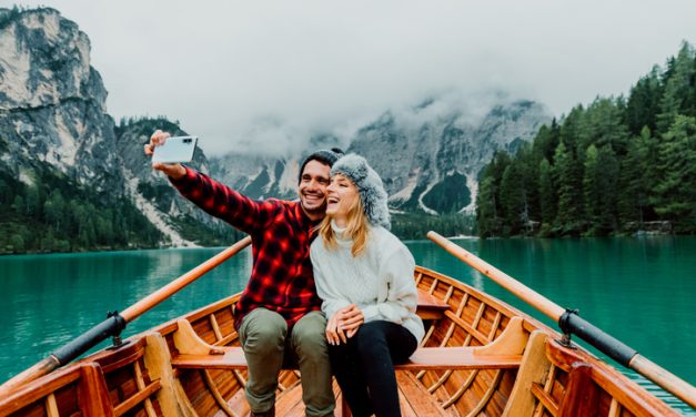 Ljubavni vikend horoskop za 19. i 20. novembar: Device su zadovoljne, a šta čeka vas?