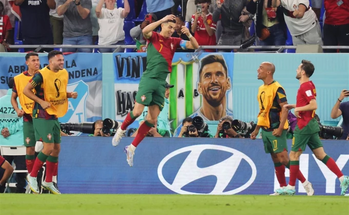 Mislili ste da je ono što radi Joakim Lev grozno? Onda pogledajte Ronalda!