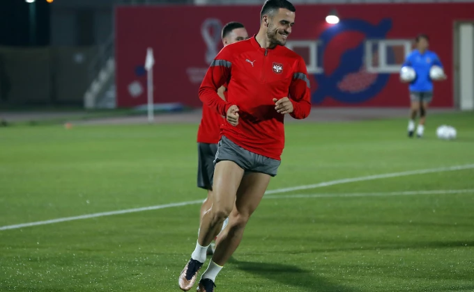 Kostić tražio da igra, Piksi odbio, imao je i dobar razlog!