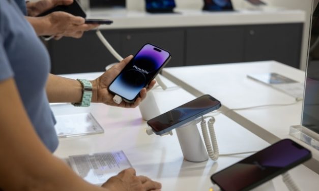 Preko 70% Apple iPhone 14 telefona imaju Samsung OLED ekrane