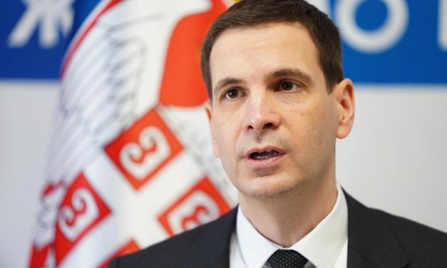 NIKO VAS NE PITA KOLIKO BI PARA SA NAMA SPAVAO“ Miloš Jovanović se izvinio novinaru zbog SRAMNOG KOMENTARA, odbacio optužbe za mizoginiju i seksizam (VIDEO)
