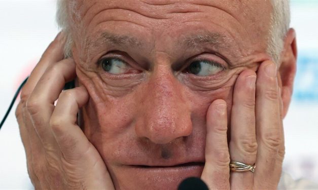Francuska bez pola tima u finalu: Kamilji grip napao „trikolore“
