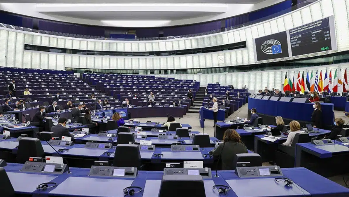 Italijanski poslanik: Korupcija u Evropskom parlamentu mogla bi se protezati i izvan Katara i Maroka