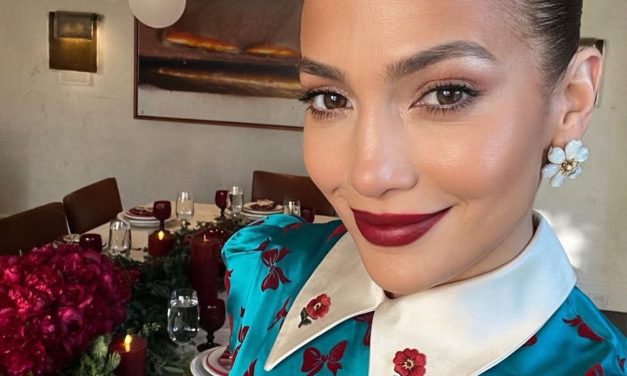 Kolibri kao inspiracija: Prva Božićna proslava Jennifer Lopez kao gospođe Afleck