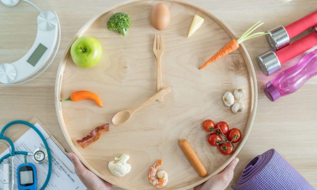 Povremeni post (intermittent fasting): Detaljan vodič za početnike