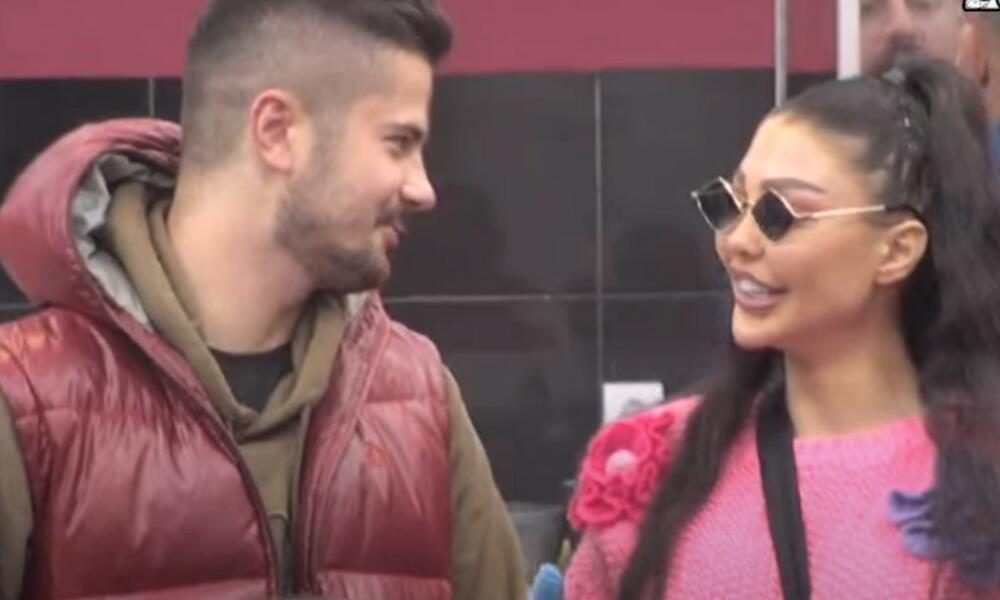 MAJA MARINKOVIĆ ZASIJALA U VENČANICI: U ovoj toaleti će izgovoriti sudbonosno “da“ Bilalu – PROVOKATIVNIJE nije mogla! (FOTO)