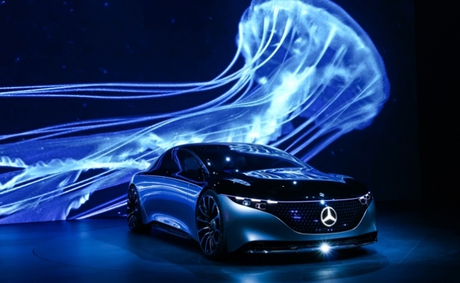 Mercedes odustaje od EQ brenda, svi automobili će biti električni do 2030. godine