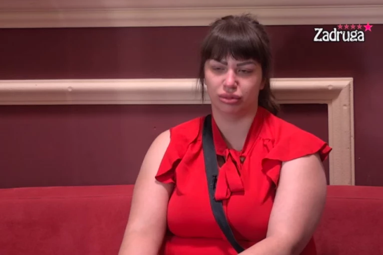„OPERISALA ŽELUDAC, a OSTALA NA 250 KILOGRAMA!“ Pevačica urnisala Miljanu Kulić