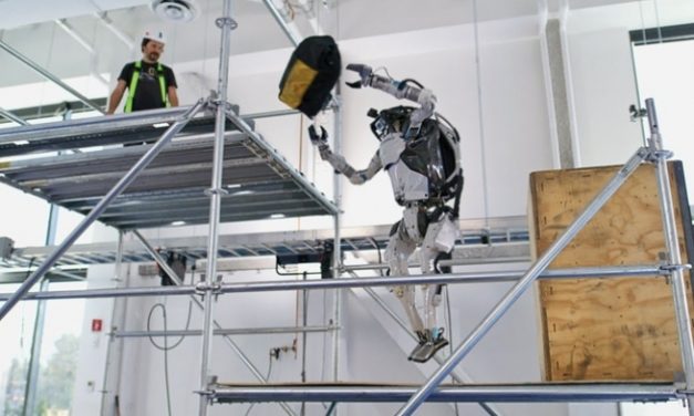 Boston Dynamics Atlas robot spreman za parkur i manje poslove na građevini