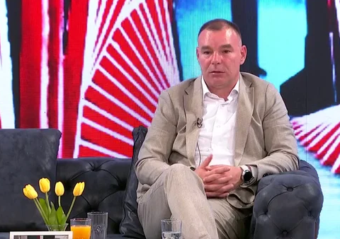 Svi su uvezani! PEVAČICA progovorila o Aci Buliću, pa spomenula i BIVŠEG MUŽA i voditeljku!