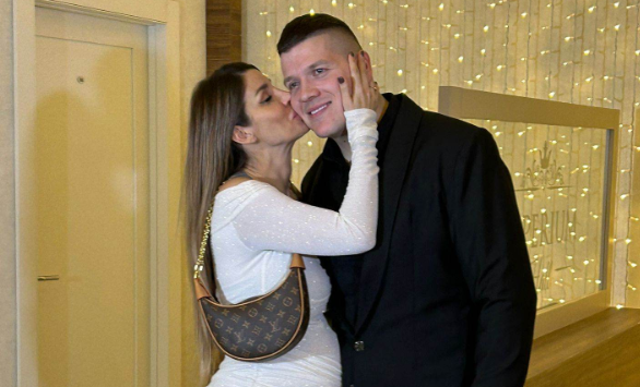 Jelena Radanović podelila INTIMAN TRENUTAK IZ SPAVAĆE SOBE sa Slobom – mreže PREGORELE! (FOTO)