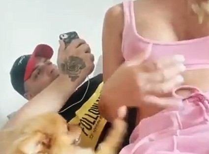OPA! Nesuđeni zadrugar nudi INTIMNE ODNOSE za 300 evra: “Ima li ko lepši, dobro razmislite“ (VIDEO)