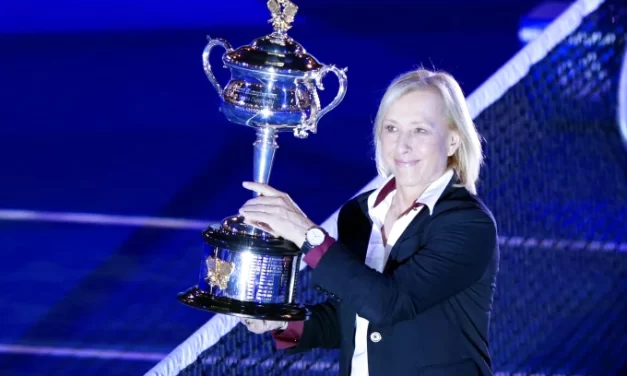 Sjajne vesti, Martina Navratilova pobedila rak grla i dojke
