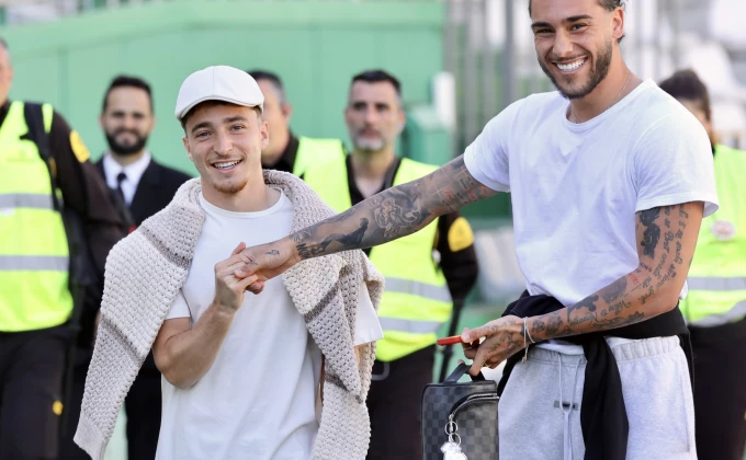 Brat Nemanje Gudelja se srušio na teren usred meča, posle reanimacije stabilno