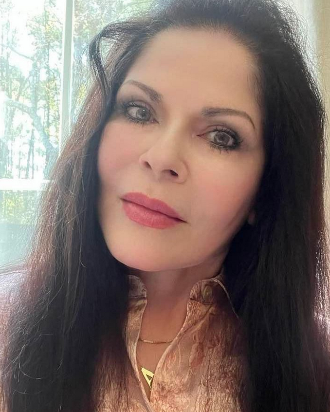 „ŠTA BULJIŠ U MENE?!“ Mirjana Antonović izazvala dramu: „BEDNA DUŠO!“