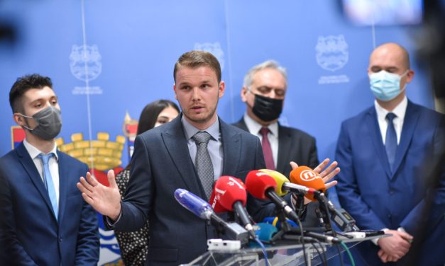 Stanivuković se izvinio zbog „nezgrapne izjave“: Ja volim Bošnjake…