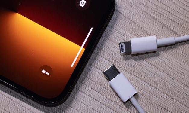 Evropska unija upozorila Apple da ne usporava USB-C punjače na novim iPhone uređajima