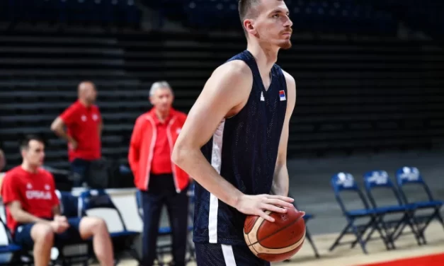 Boriša Simanić odigrao još jedno fantastično poluvreme, u nastavku zaustavljen