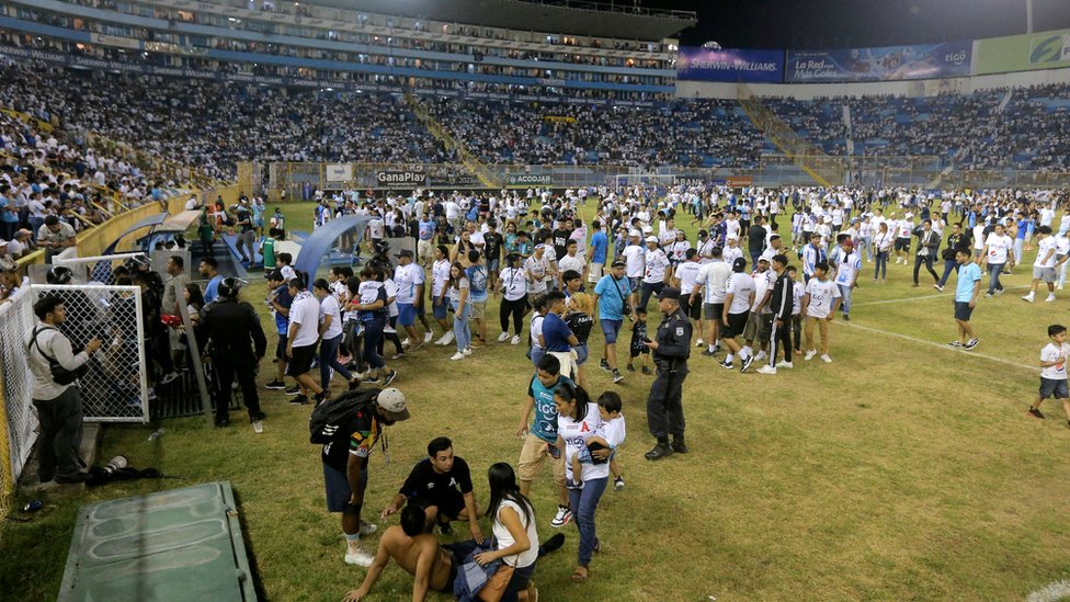 Katastrofa na stadionu u El Salvadoru: Najmanje 12 mrtvih u stampedu