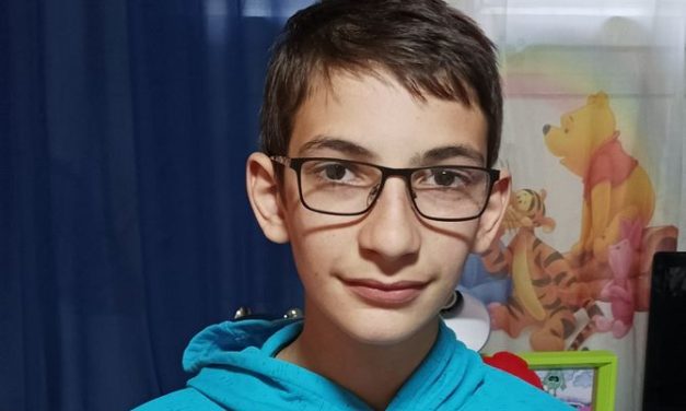 Kao beba se kočio, zbog tumora trpeo nesnosne bolove: Aleksandar sada potpuno zdrav, pomogli mu humani ljudi