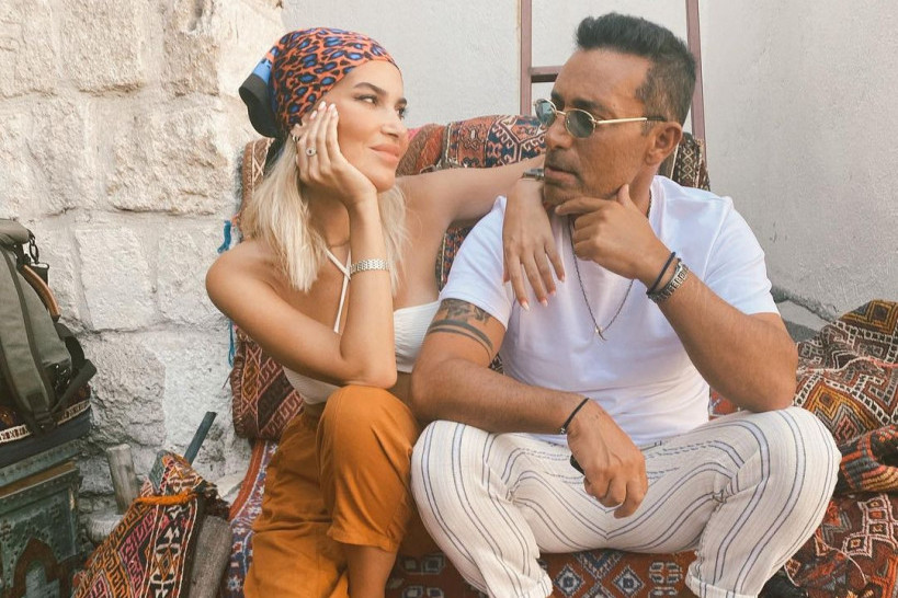 Mustafa Sandal u žestokoj akciji sa suprugom: Sinovi zanemeli kada su videli tatu na eksplicitnom snimku VIDEO