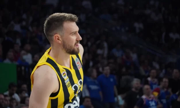Provocirali Gudurića, on zablistao na terenu, Fener u polufinalu!
