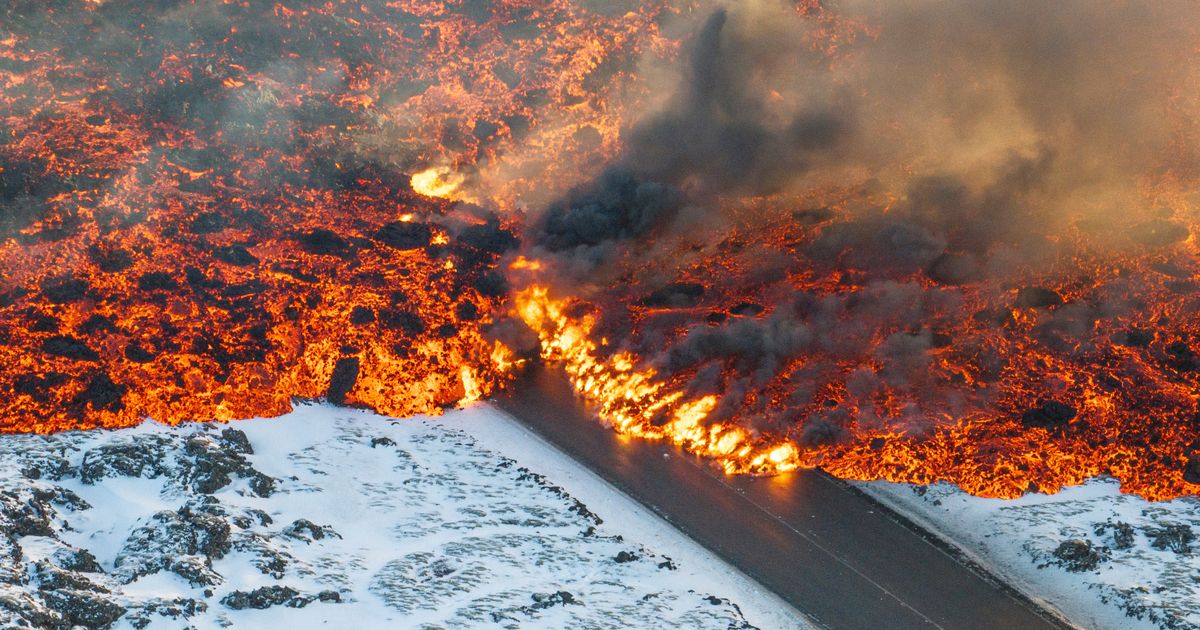 Lava nakon erupcije vulkana na Islandu stigla do istočne odbrane garda Grindavik