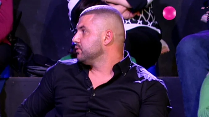 „Otišla u Tursku bez mene, a ostala trudna, kako?! Od zraka?!“ Asmin Durdžić u Eliti nastavlja da raskrinkava Aneli Ahmić
