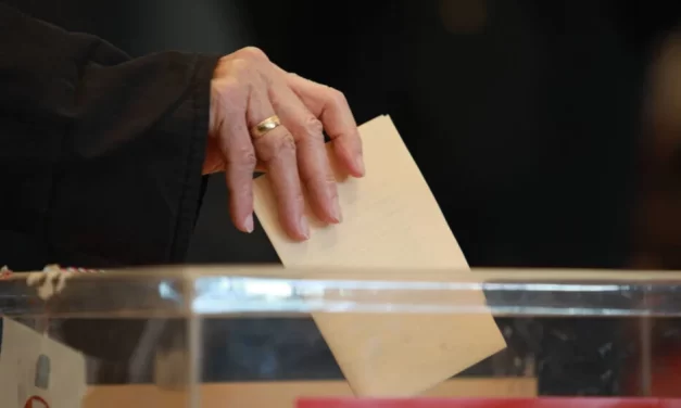 Počelo štampanje izbornog materijala i glasačkih listića za 2. jun